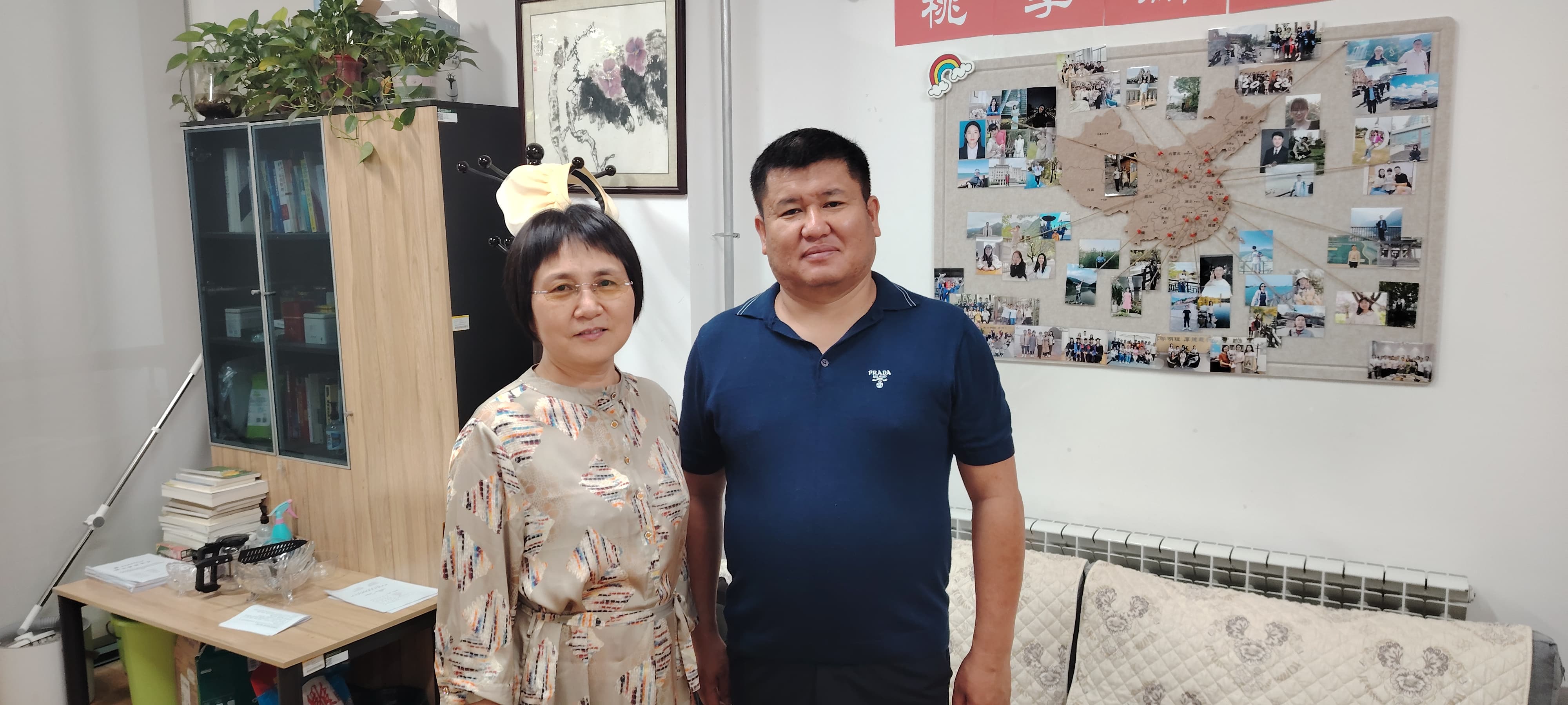 Шетелде ғылыми тағылымдамадан өту - менің ғылыми тәжірибемді арттырып, білім көкжиегімді кеңейтті.